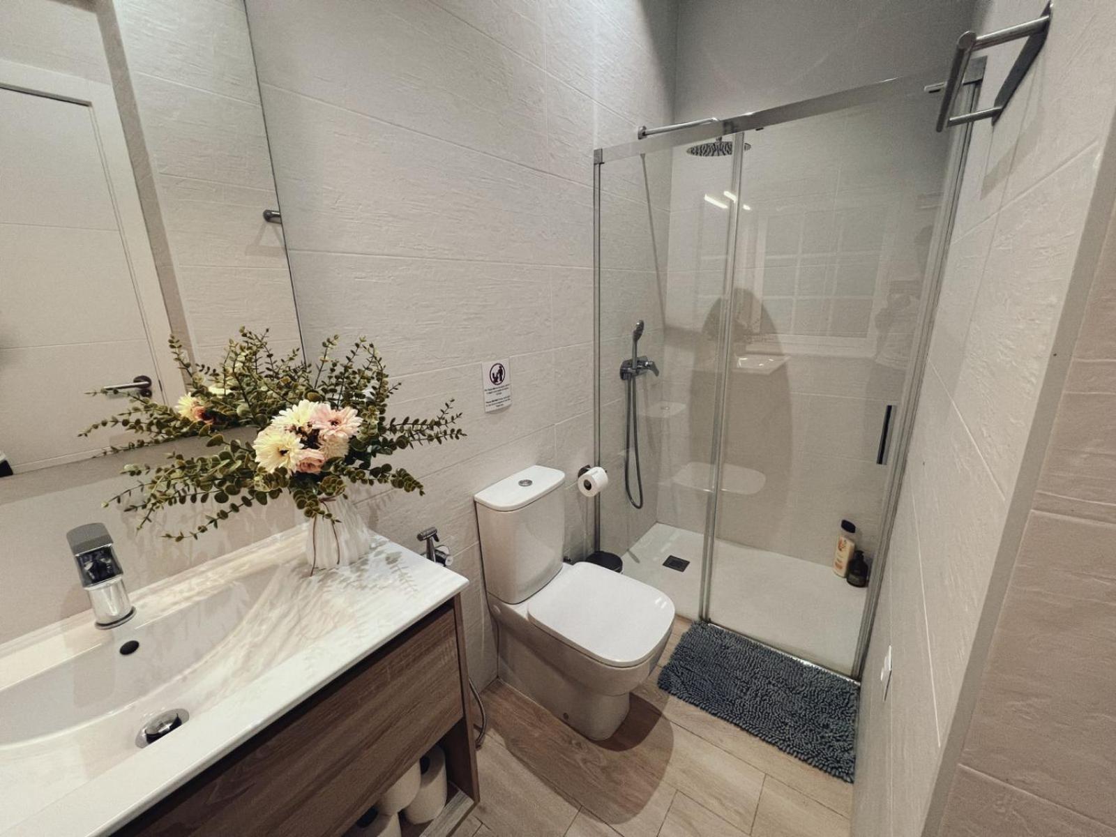 Apartamento Estudio Moderno Con Opcion De Garaje Sevilla Exterior foto
